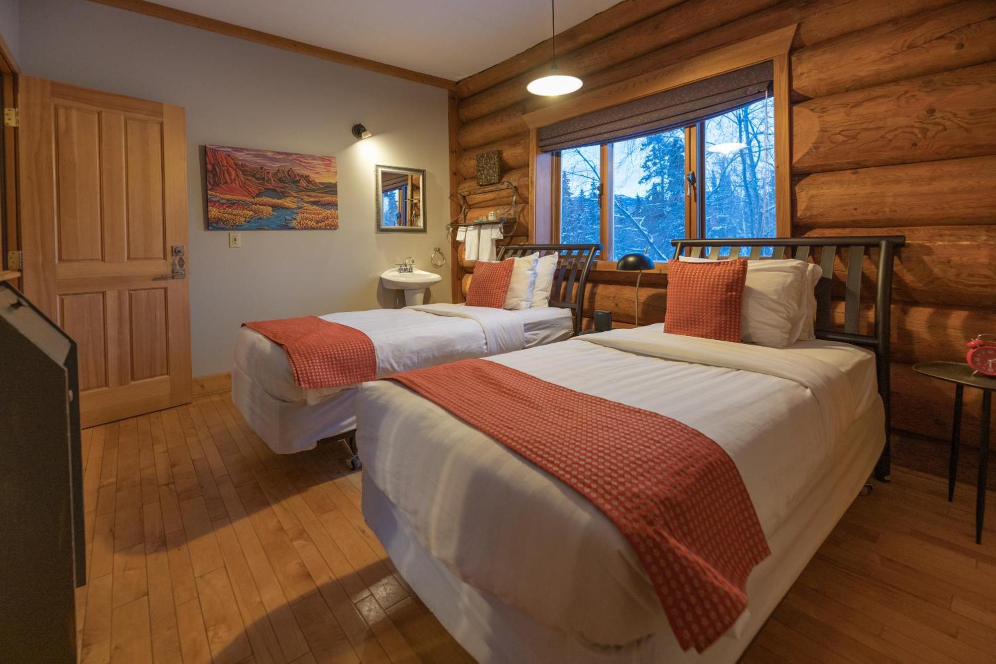 Inn On The Lake - Whitehorse Marsh Lake Exterior photo